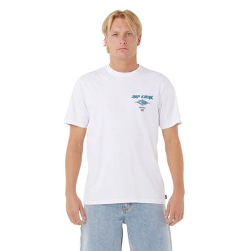 RIP CURL Fade Out Icon camiseta surf blanca de manga corta para hombre vista frontal completa.