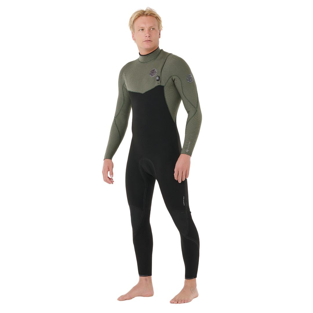 Vista lateral del traje de neopreno Rip Curl Flashbomb Pro Zip Free 4/3 2026 en color Deep Cactus, mostrando detalles del hombro y brazo.