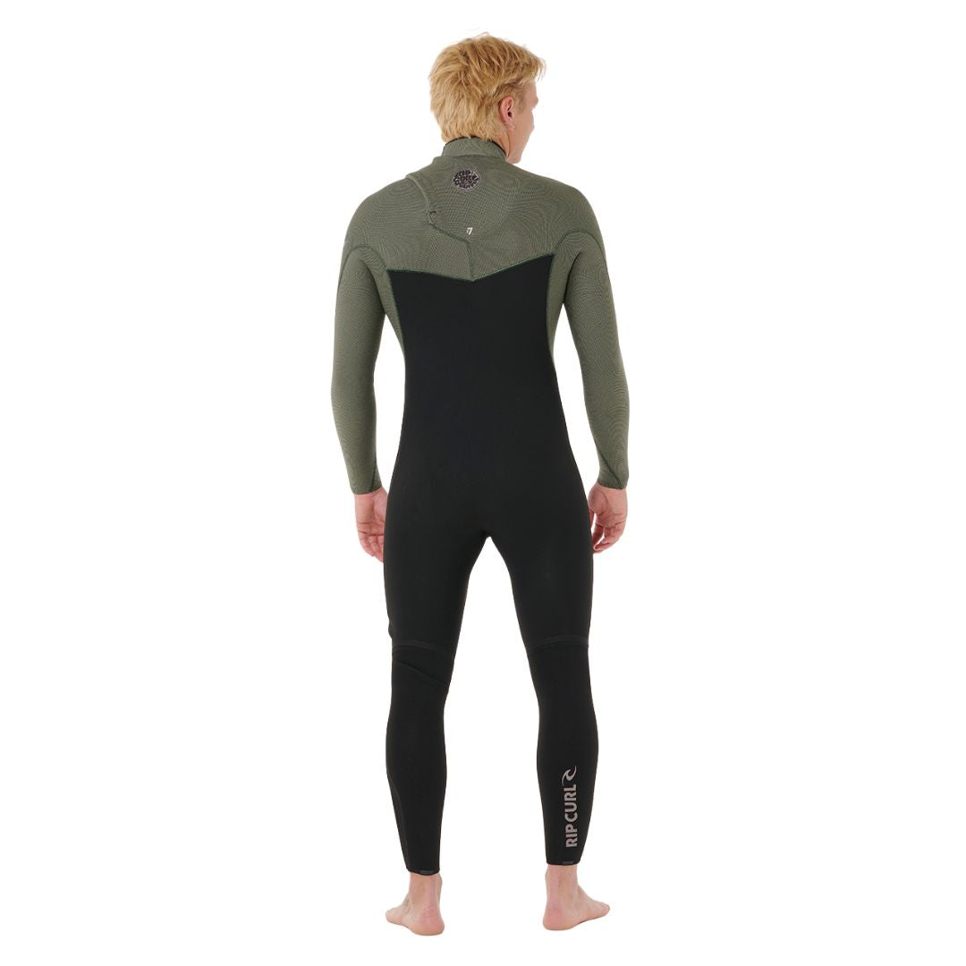 Vista trasera del traje de neopreno Rip Curl Flashbomb Pro Zip Free 4/3 2026 en color Deep Cactus, con logo Rip Curl visible en la pierna.