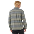 Vista trasera completa de la camisa Rip Curl Line Up Flannel Shirt en color Deep Cactus.