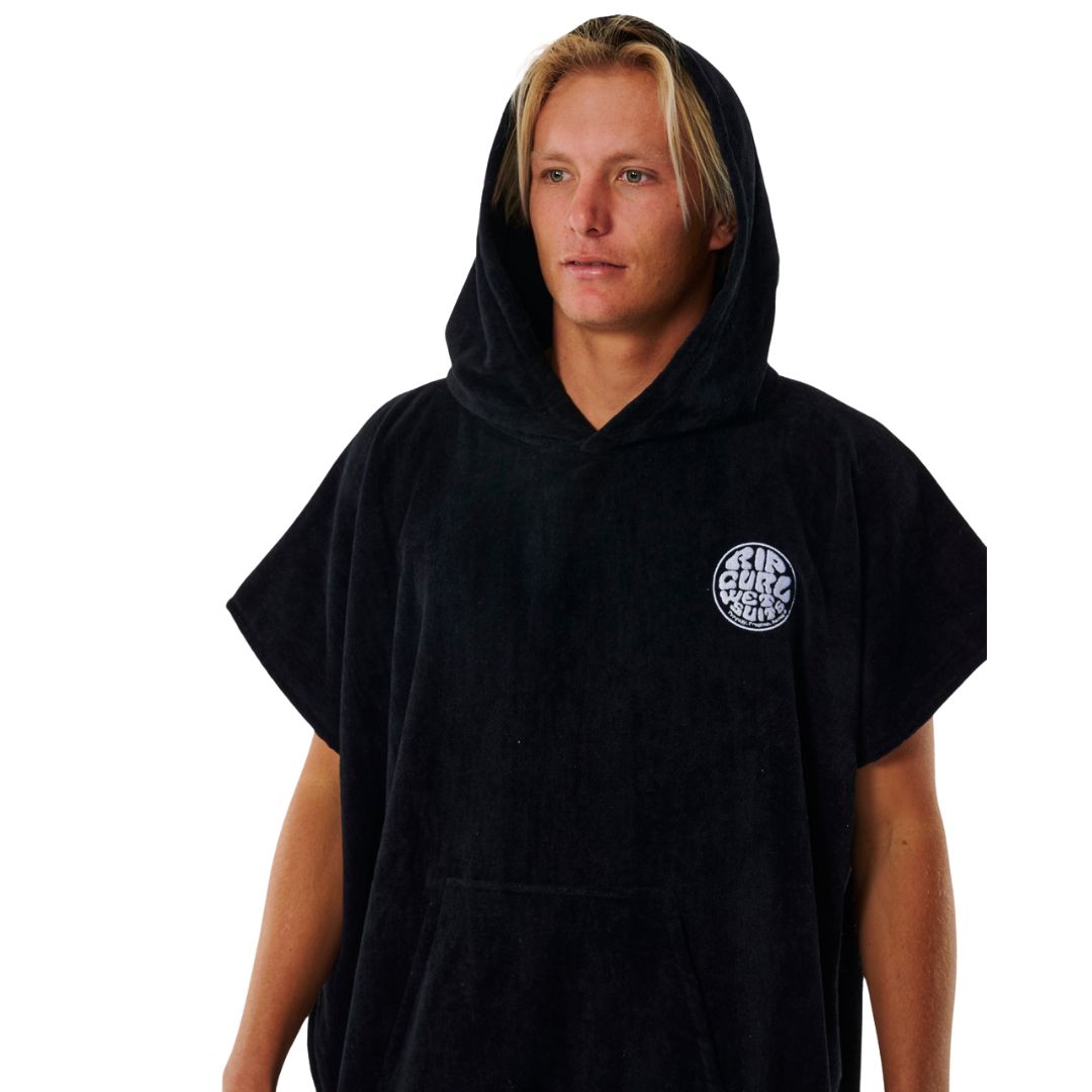 Poncho de surf Rip Curl Logo Hooded Towel color black con capucha y logo frontal bordado.