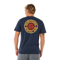 RIP CURL Pacific Rinse Circle camiseta de manga corta azul marino vista trasera con gráfico circular grande.