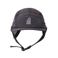 Rip Curl S-Series Surf Cap negro lavado sin solapa, vista frontal con visera surf de perfil alto, malla lateral perforada y barboquejo de doble correa en posición de uso.