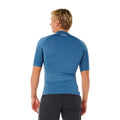 Rip Curl Waves UPF Performance S/S rashguard manga corta Bluefin vista frontal lateral logo Rip Curl en pecho.