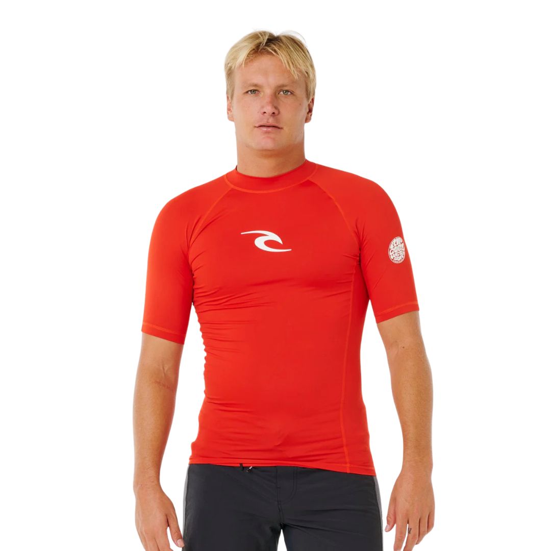 Rip Curl Waves UPF Performance S/S rashguard manga corta Lava Red vista frontal completa protección solar UPF50.