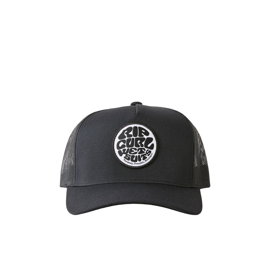 Gorra trucker Rip Curl negra con parche redondo Rip Curl Wetsuits y paneles traseros de malla.