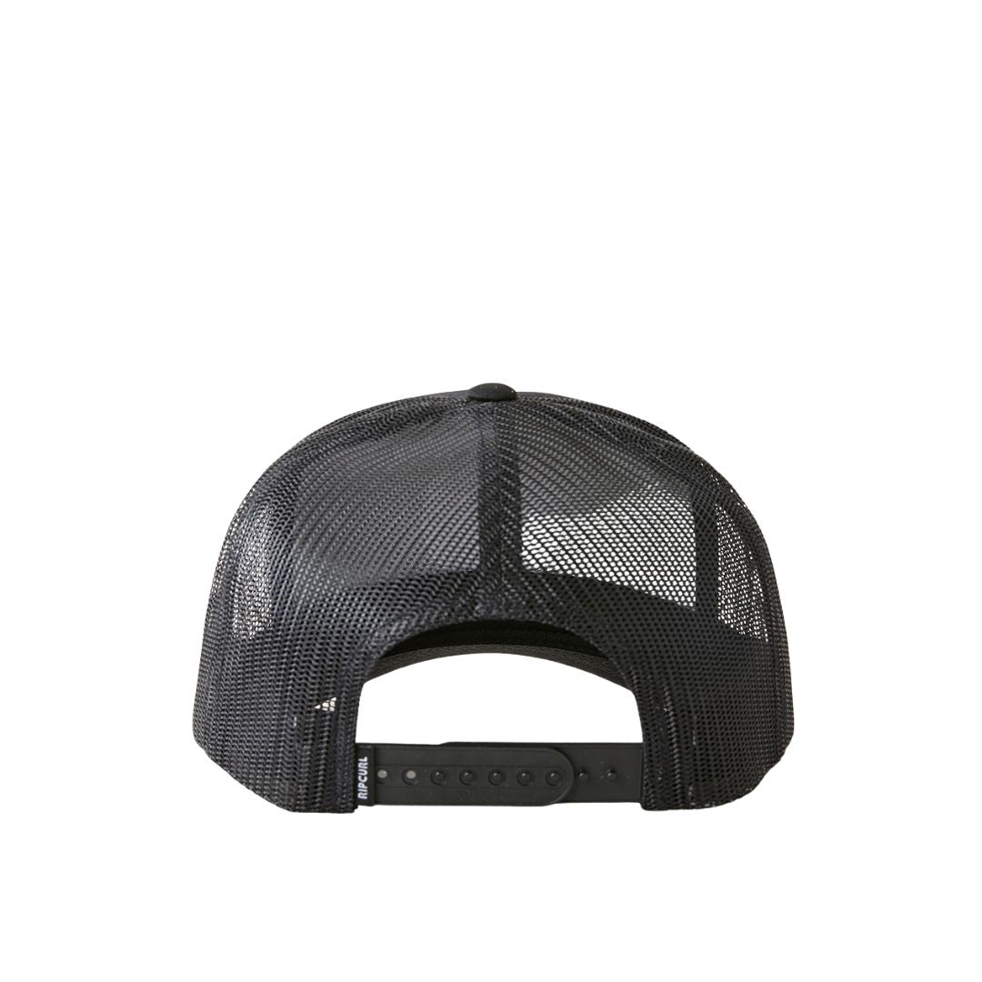 Parte trasera de la gorra Rip Curl Wetsuit Icon Trucker negra con cierre snapback y etiqueta de marca.