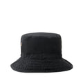 Vista trasera del bucket hat Rip Curl Wettie Icon negro con ala corta.