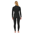 Vista trasera completa del traje Rip Curl Dawn Patrol Pro 4/3 mm para mujer en color negro, mostrando costuras selladas y ajuste anatómico.