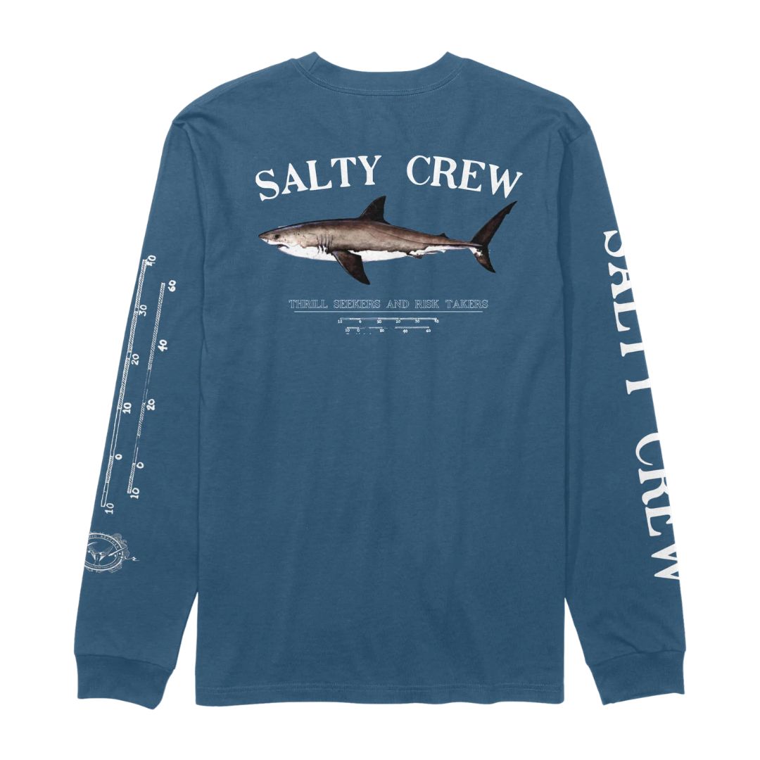 Camiseta Salty Crew Bruce LS Tee color cast blue vista trasera con gran ilustración de tiburón, logo Salty Crew y gráficos en las mangas.