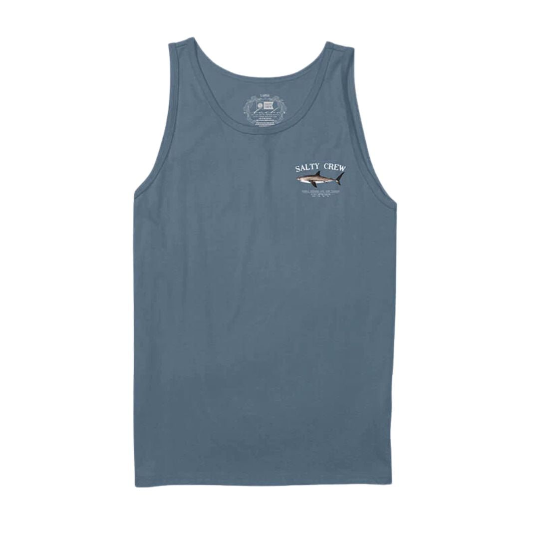 Camiseta sin mangas Salty Crew Bruce Tank color slate azul grisáceo vista frontal con pequeño gráfico de tiburón y logo Salty Crew en el pecho.