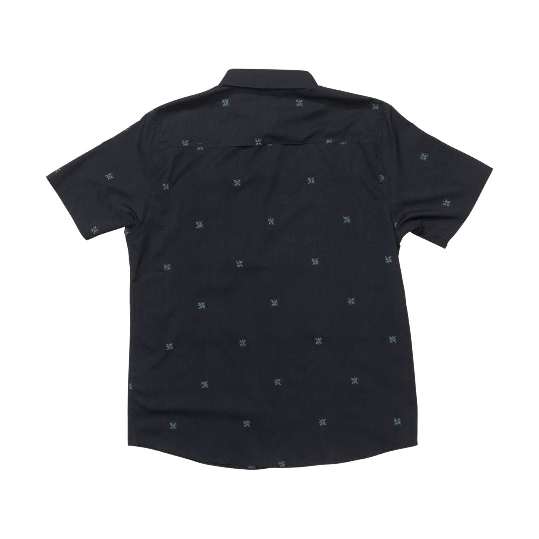 Camisa técnica Salty Crew Flagship UV Button Up color phantom negro con estampado geométrico vista trasera.