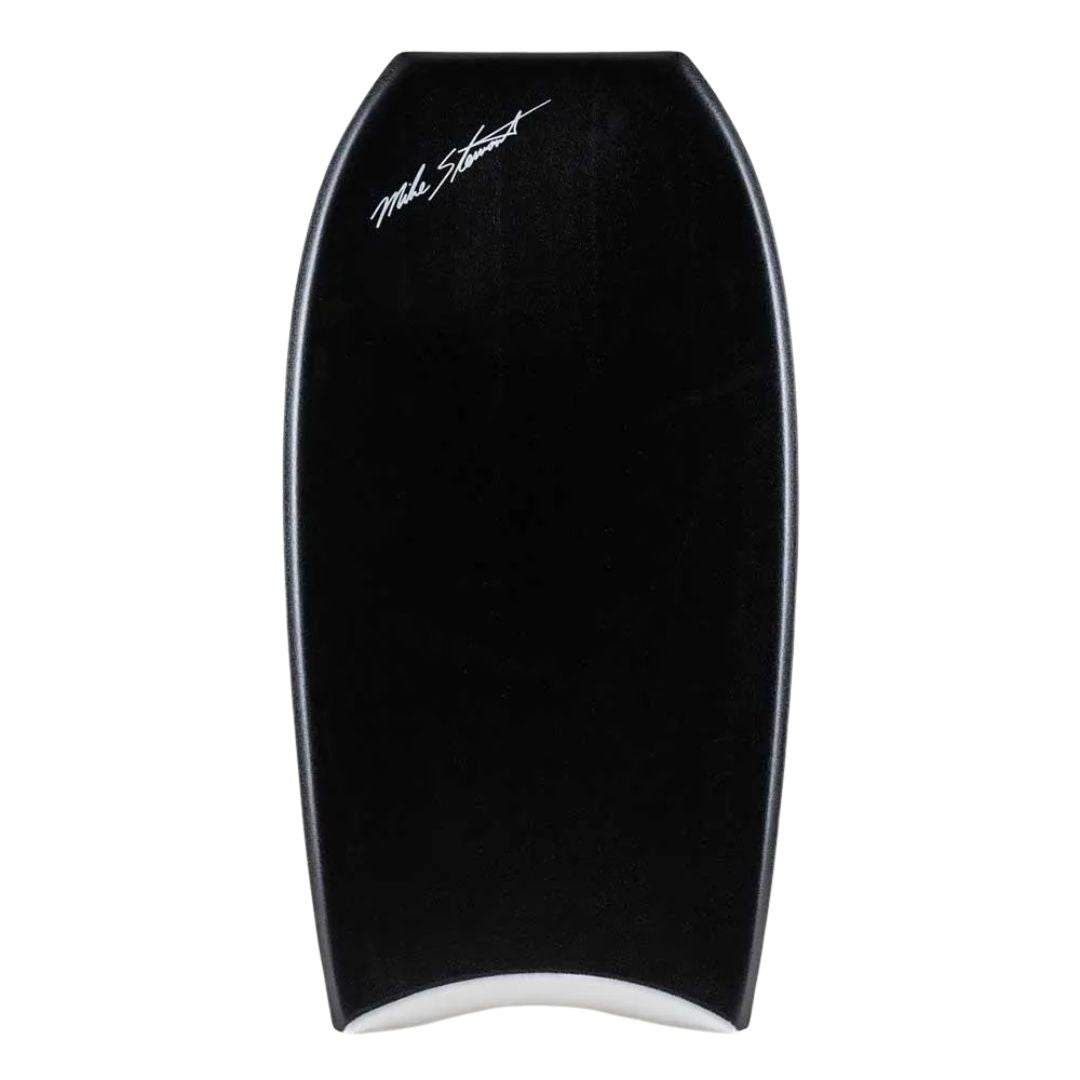 Tabla de bodyboard Science Mike 7-7 Black/White, vista en perspectiva del slick negro mostrando el rocker y la cola crescent tail con detalle blanco en la punta.