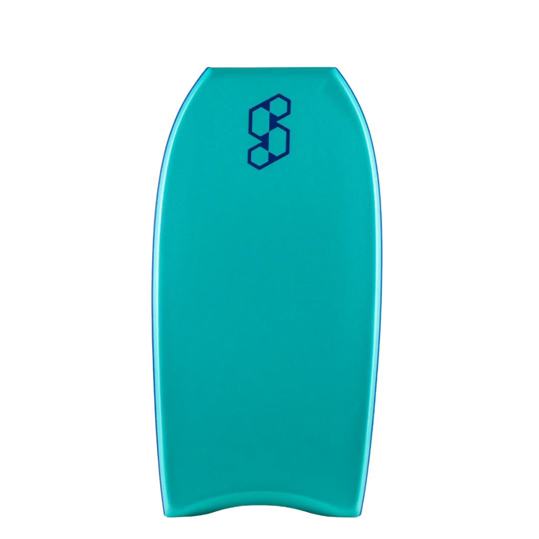 Tabla de bodyboard Science Pipe Stringer Emerald/Dark Grey, vista frontal del deck negro con logo Science gris, indicador F9 Pipeline y firma Mike Stewart, cantos azul marino visibles.