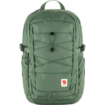 Kanken skule 28 mochila patina green front 1 