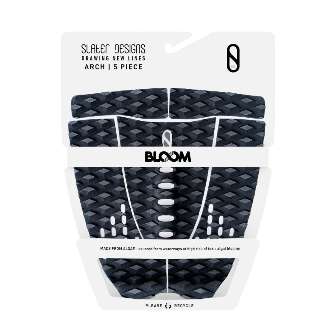 Grip Slater Designs Arch 5 Piece negro y gris en embalaje original con logo BLOOM, texto Drawing New Lines y aviso Made from Algae, packaging reciclable con tintas de soja y símbolo reciclar.