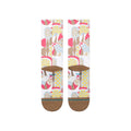 Parte trasera de calcetines Stance Tropiclay Honey crew con diseño tropical multicolor, base blanca y detalles en marrón miel en puntera y talón.