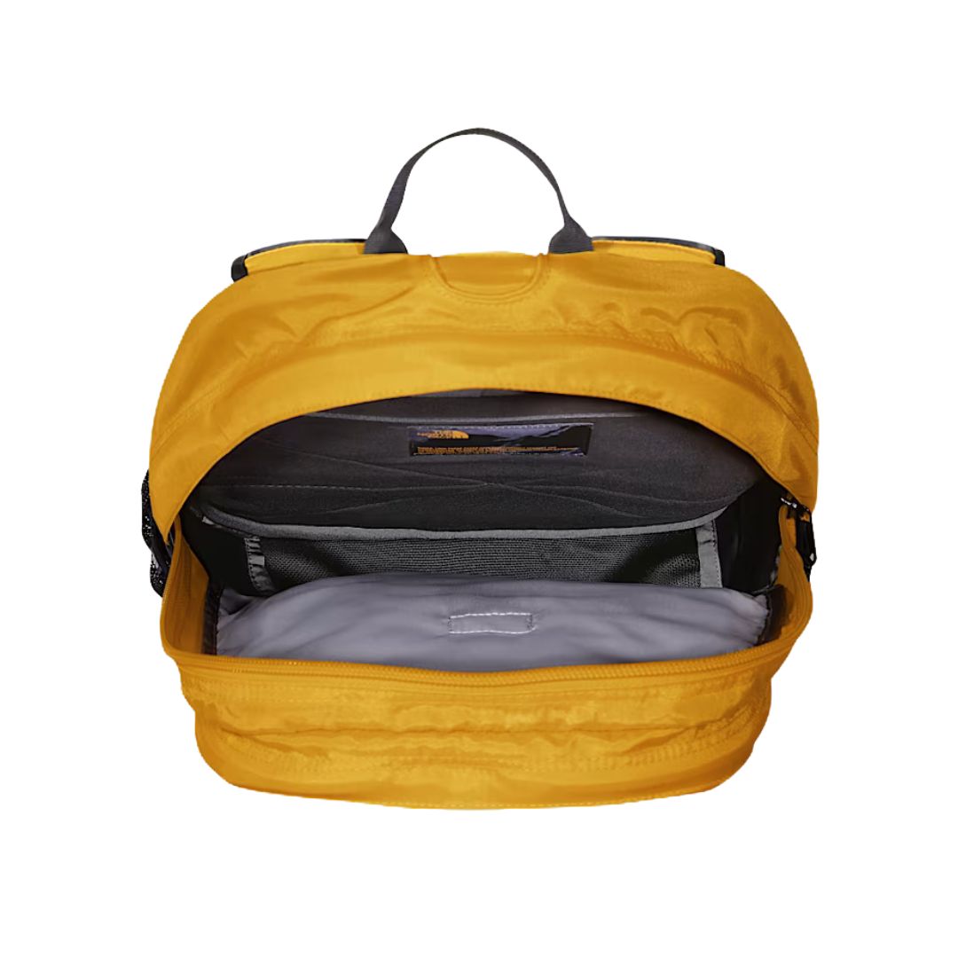 Compartimento principal abierto de la mochila The North Face Borealis Classic en color Summit Gold