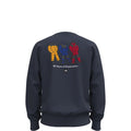 Sudadera The North Face Celebration Relaxed Crew Graphic en color azul marino Summit Navy, vista trasera con gráfico conmemorativo.
