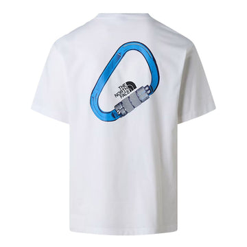 Vista trasera aislada de la camiseta The North Face Explore Carabiner Relaxed Tee blanca con gráfico de mosquetón azul.