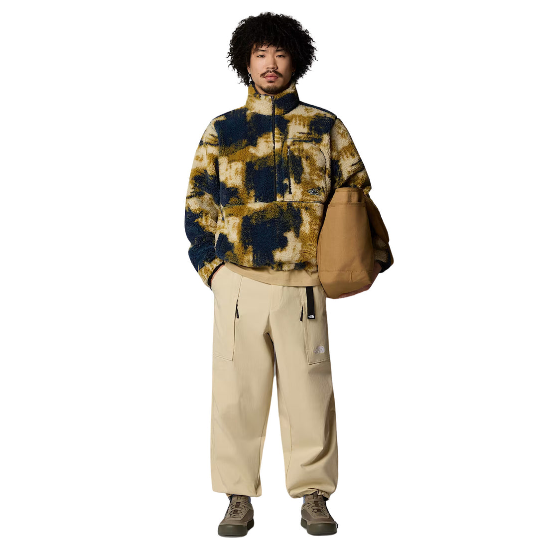 Hombre con el pullover The North Face Extreme Pile 2 Midnight Petrol TNF Bleach Dye Print-TNF Black