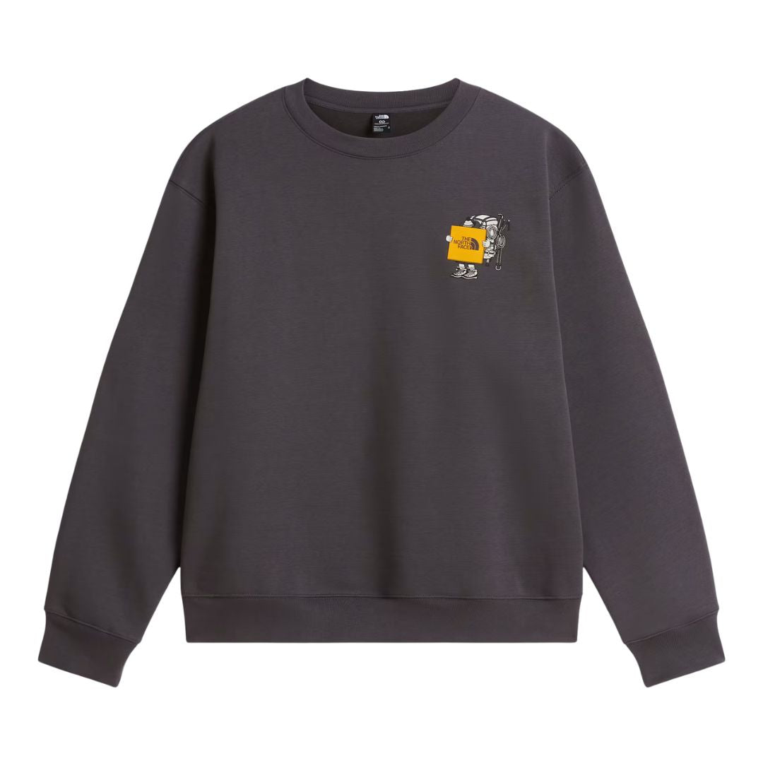 Sudadera The North Face Gear Up Get Out Relaxed Crew en color gris antracita, vista frontal con el logo mini del personaje mochilero sobre fondo amarillo en el pecho izquierdo.