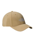 Gorra The North Face Recycled 66 Classic Hat color khaki stone vista frontal con logotipo bordado en blanco.