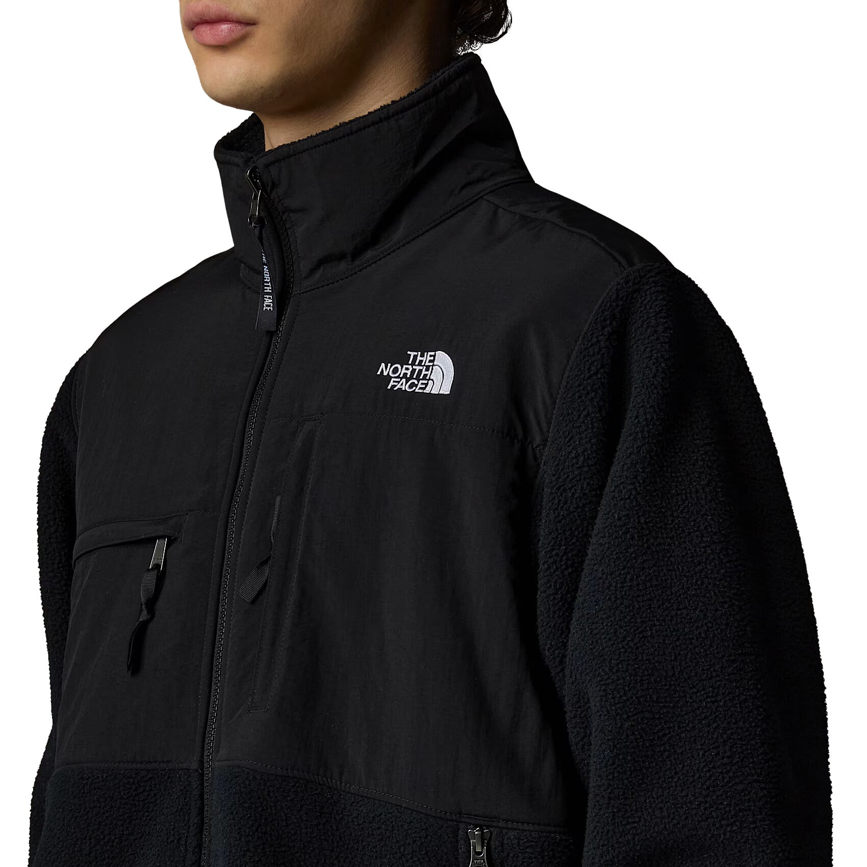 Pecho de la Chaqueta The North Face Retro Denali Negra