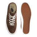 Vans Authentic Hi 2.0 vista superior en marrón Vintage Cocoa con cordones blancos y plantilla con logo, junto a la suela waffle de caucho con su dibujo de rombos.