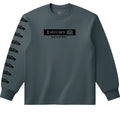 Vans I Need My Long Sleeve T-Shirt Mystic Moss vista frontal con logo I Need My Vans y estampado Off The Wall en la manga.