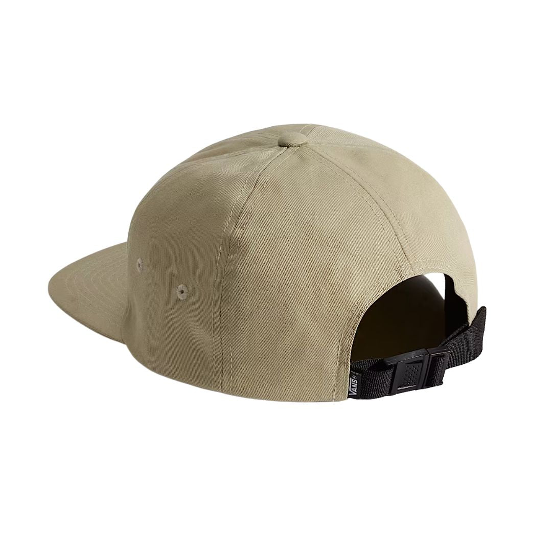 Vans Jockey Elm vista trasera, gorra de perfil bajo con correa trasera ajustable y construcción de seis paneles.