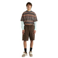 Vista frontal completa del pantalón corto Vans Range Cargo Loose en color Turkish Coffee con ajuste holgado.
