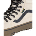 Vans Sk8-Hi Waterproof Insulated color oatmeal beige y negro, detalle lateral con cordones y etiqueta HydroGuard.