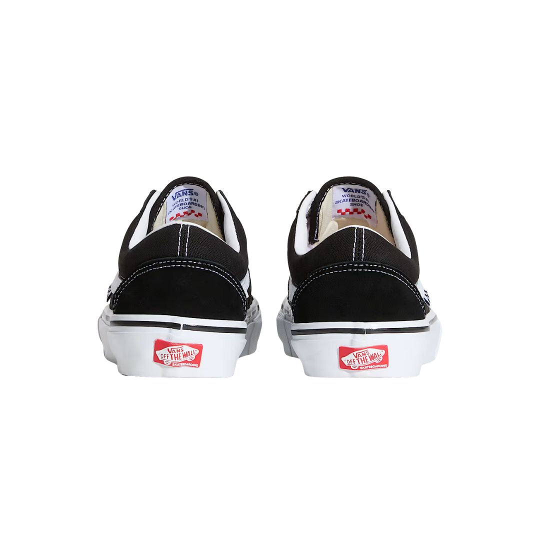 Parte trasera de las zapatillas Vans Skate Old Skool black white mostrando talón y logo Off The Wall.