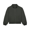 Chaqueta Volcom Damerman en color negro lavado fotografiada en plano de producto, vista frontal con la cremallera subida y el logo Volcom bordado en el pecho.