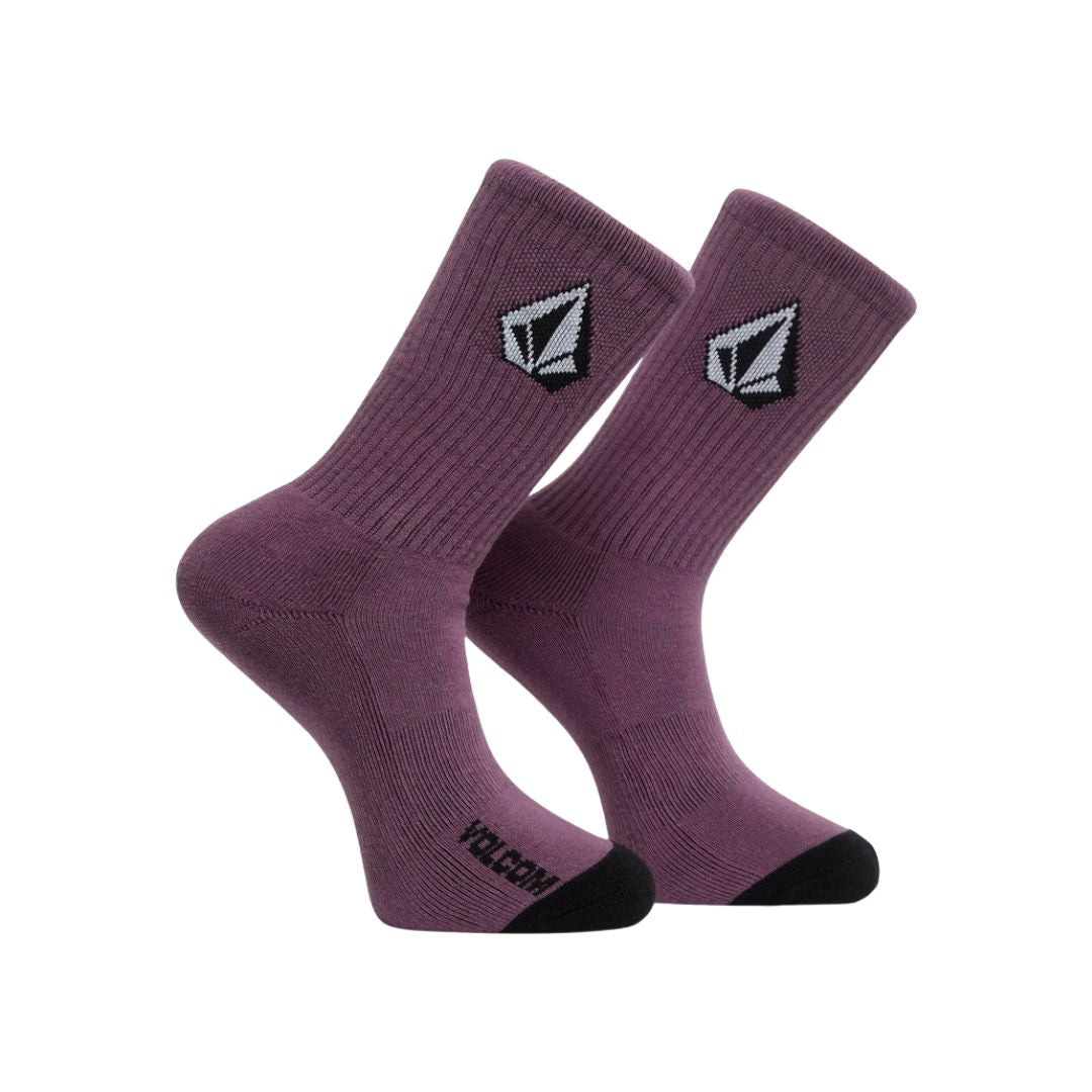 Par de calcetines Volcom Full Stone Mix Sock 3P en color malva, vistos uno junto al otro con la puntera y el talón en negro y el logo de la piedra tejido en la caña.