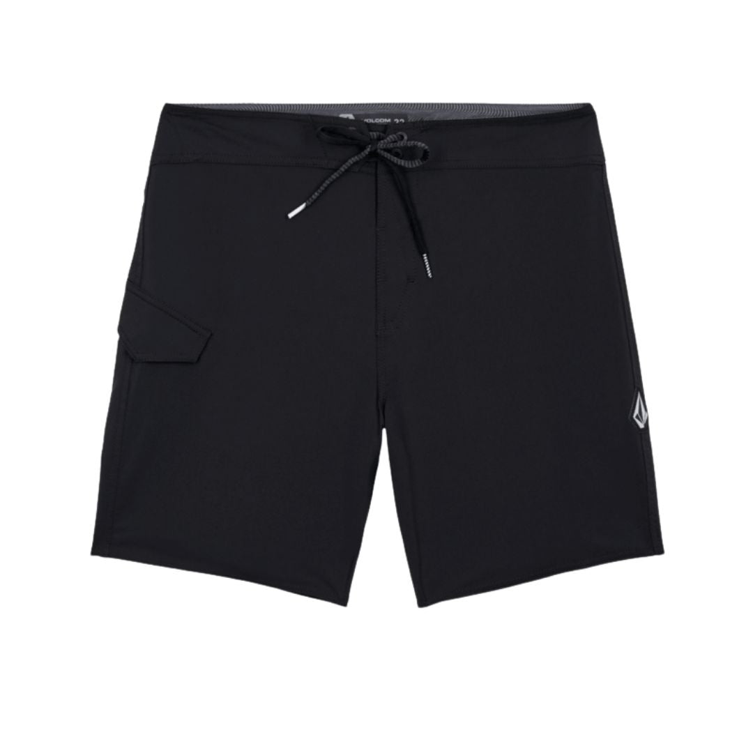 Volcom Lido Solid Mod 18 negro vista frontal completa bañador técnico para hombre.