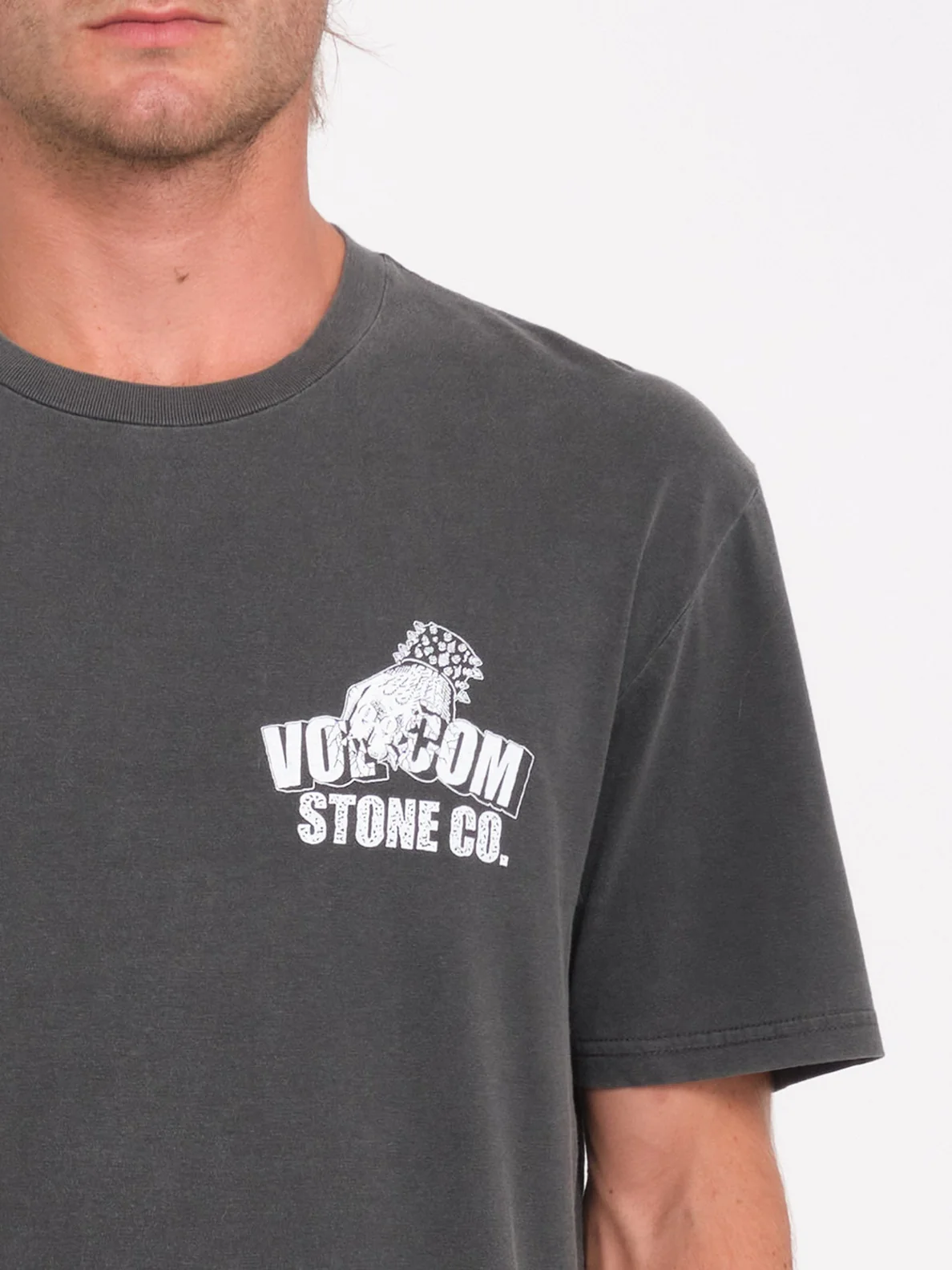 Camiseta Volcom Stone Force Co PW SST Black logo pecho