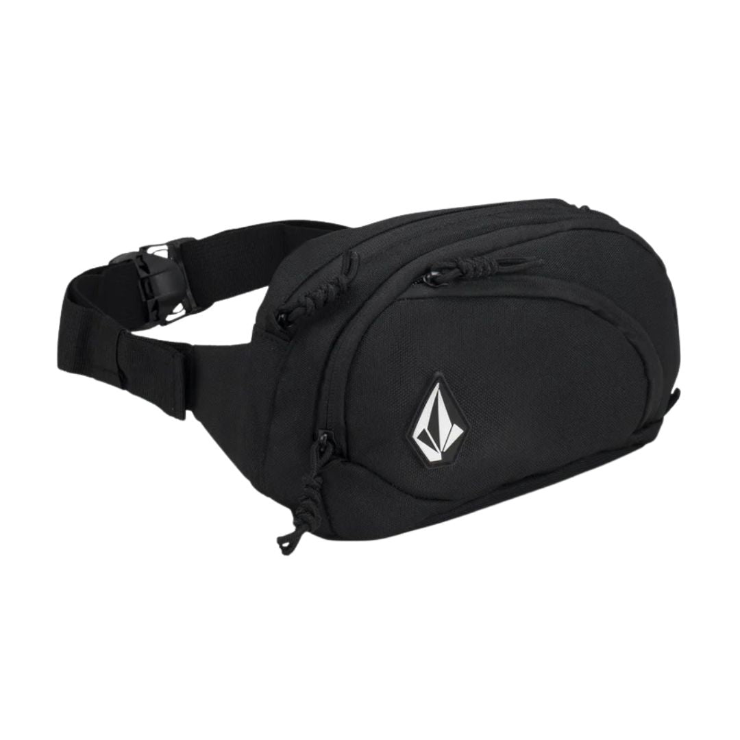 Volcom Waisted Pack riñonera negra con logo Stone frontal y correa ajustable.