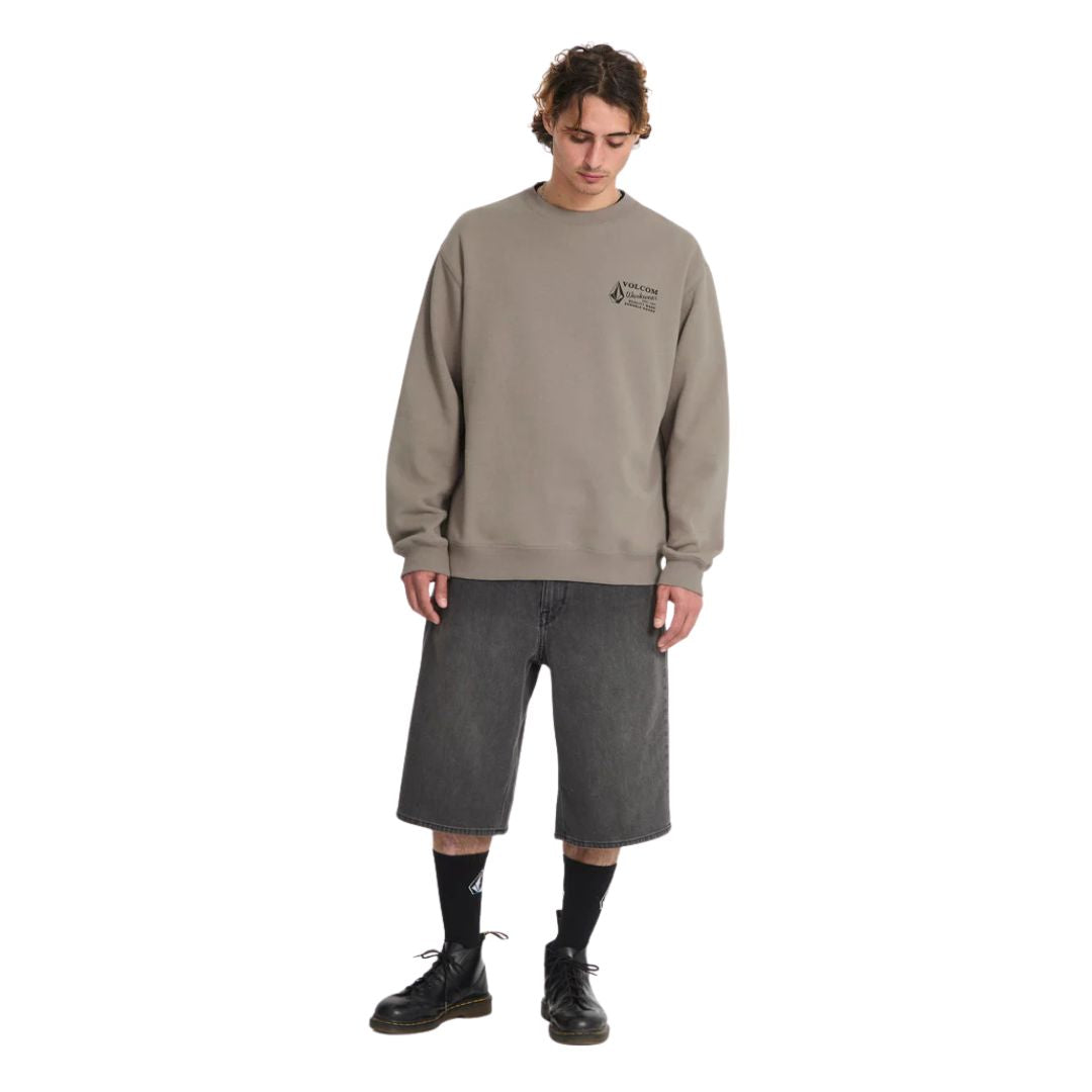Sudadera Volcom Workwear Crew beige topo vista completa con modelo.