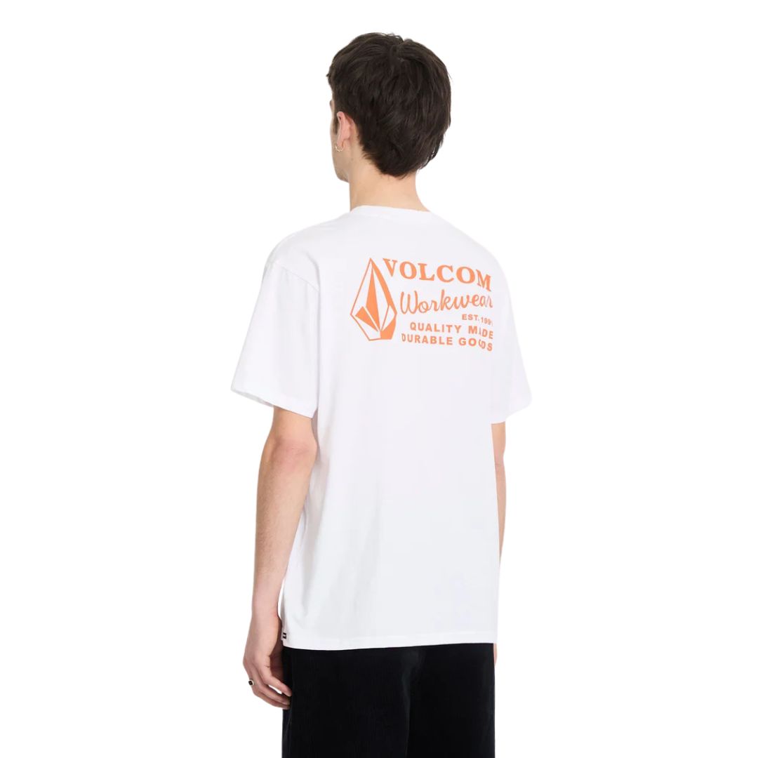 Camiseta Volcom Workwear SST blanco vista trasera con gráfico grande naranja Workwear.