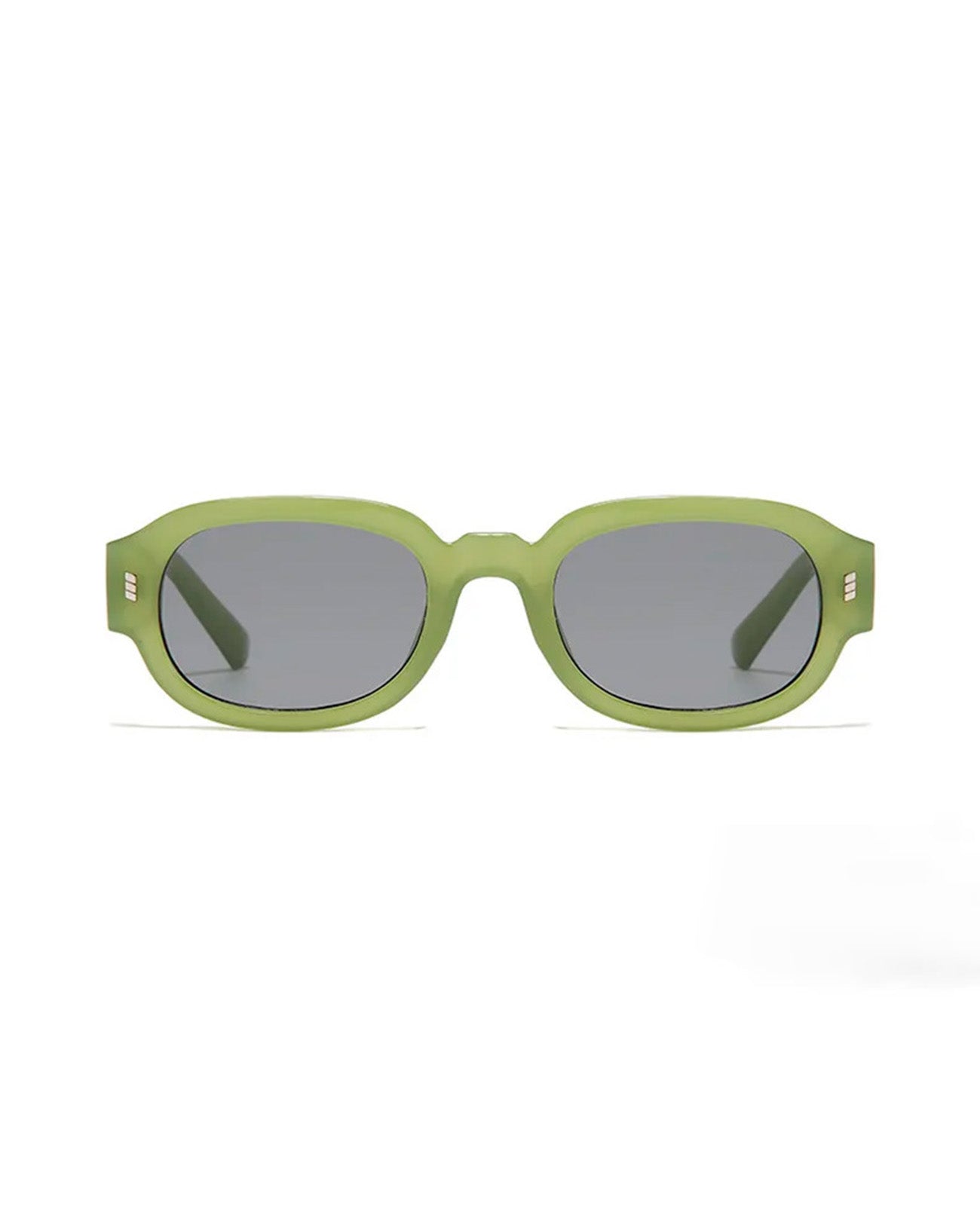 Gafas de sol Warmouth Green Dip Bottle Green vista frontal, montura ovalada de policarbonato verde botella con lente gris polarizada y remaches dorados.