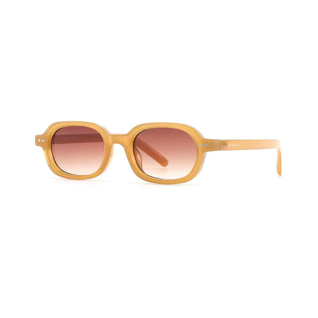 Gafas de sol Warmouth Candy Gradient Brown vista lateral tres cuartos, montura ochavada con lente marrón degradada y logo WRMTH en patilla.