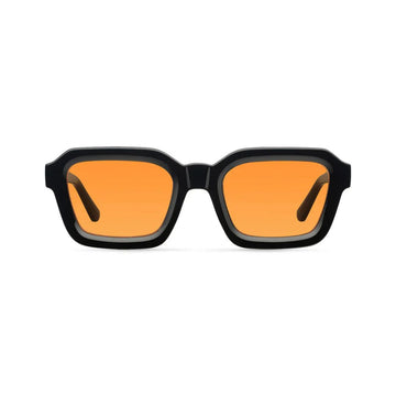 Gafas de sol Warmouth Dustin Black vista frontal, montura negra de policarbonato con lentes grises degradadas UV400.