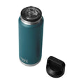 Vista en ángulo superior de la botella YETI Rambler 26 oz en color verde agave teal mostrando el diseño ergonómico y la tapa chug abierta